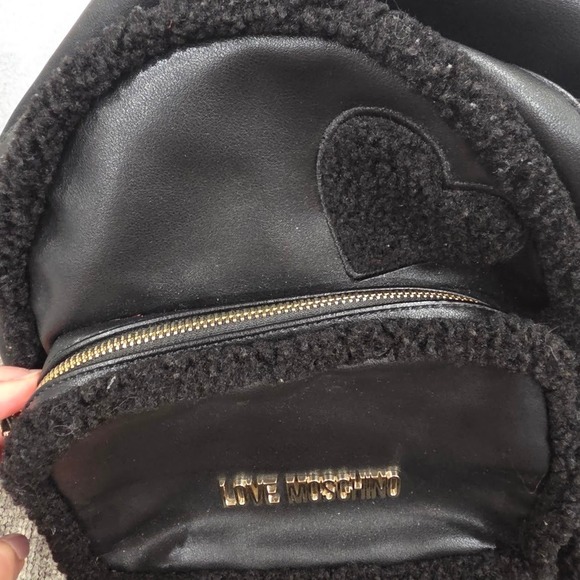 Love Moschino Black Vegan Leather Sherpa Trim Heart Backpack Gold Logo Bag New main image 12